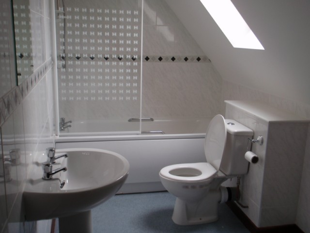 2 Bed Room Holiday Cottage Bathroom at the Acland Self-catering Accommodation, Stogursey, Bridgwater, Somerset